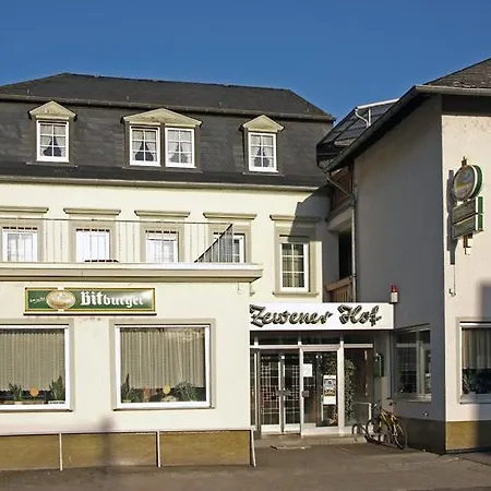 Zewener Hof - Garni Hotel