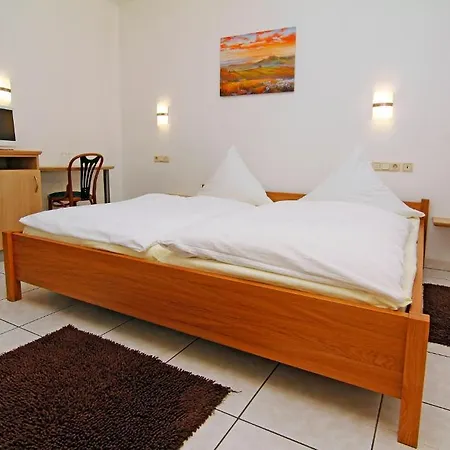Zewener Hof - Garni Hotel 2*